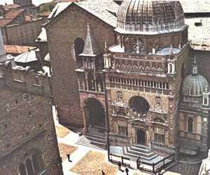 Xtrallusion offers characteristic Bed and Breakfast, B&B, Guest House, Hotel, Albergo and Country Lodge accommodation in Italy. Plus independent self-guided Walking, Adventure, Activity, Skiing and Paragliding Holiday itineraries on the Italian Rivieras, in the Italian Lakes, in the Italian Alps and in some of the most beautiful corners of Italy.